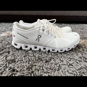 On Running Cloud White W11